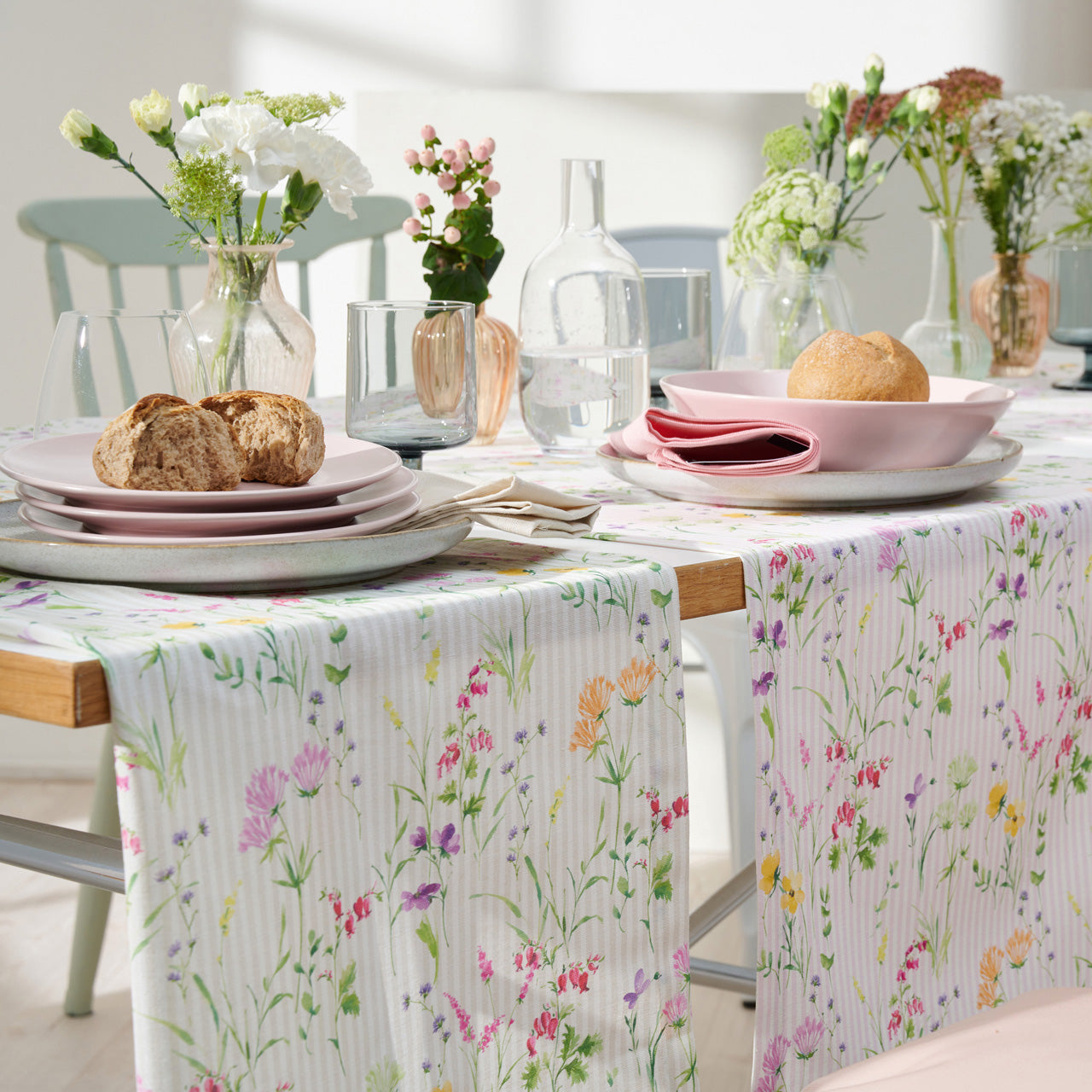 APELT 3105 Kissen Frühjahrsblüten-Motiv