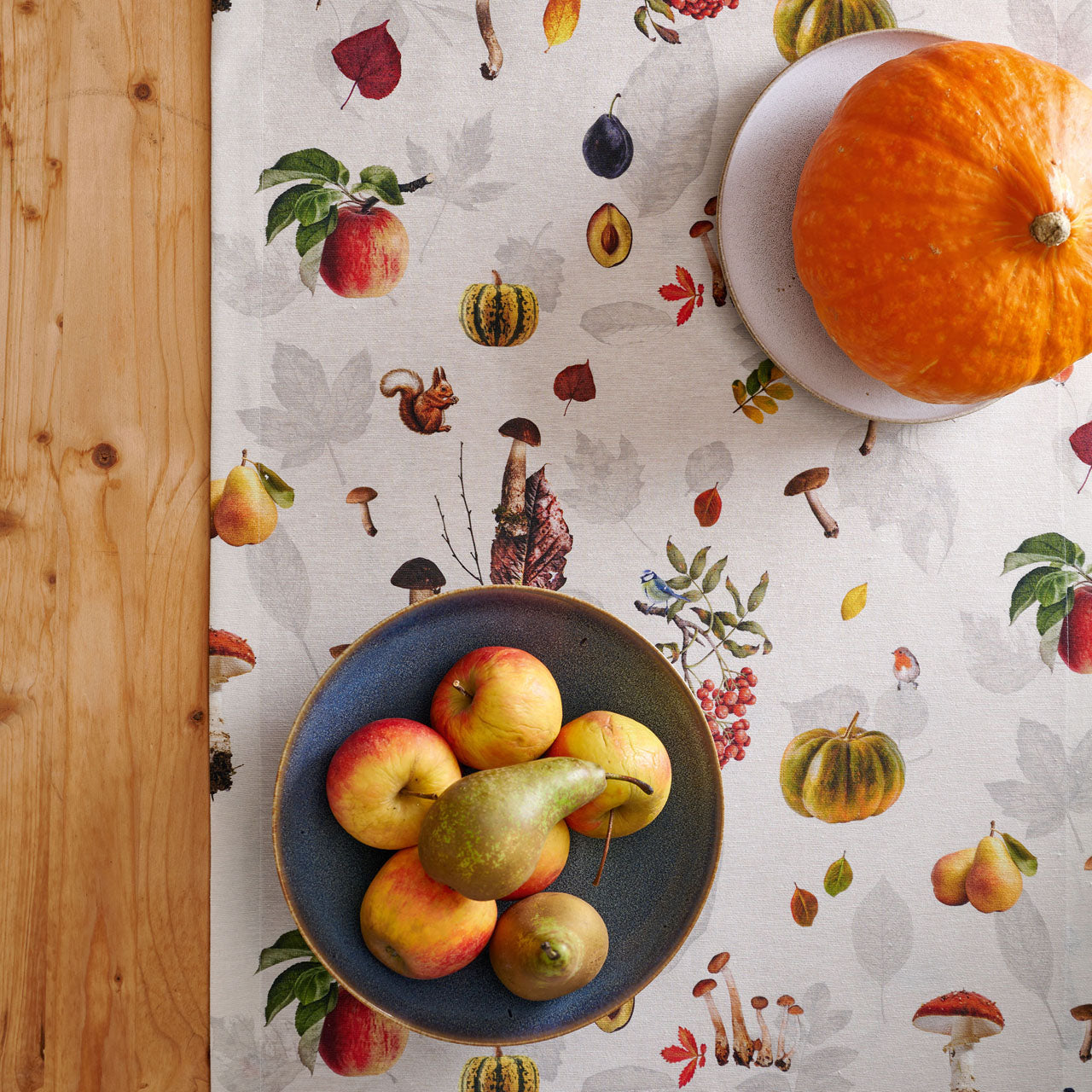 APELT 3405 Tischdecke herbstlicher Früchtekorb