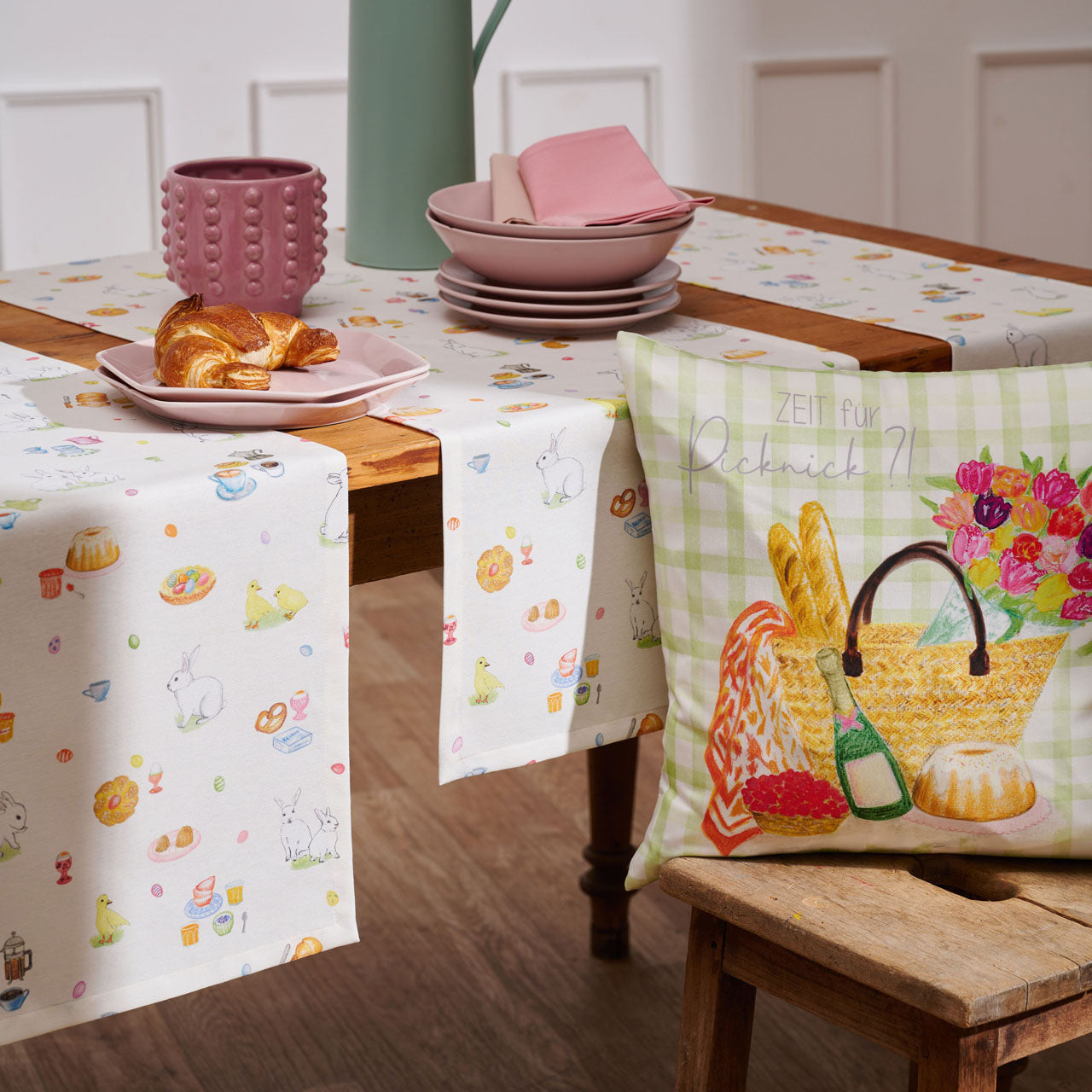APELT 6716 Tischdecke Ostermotiv Häschen all over