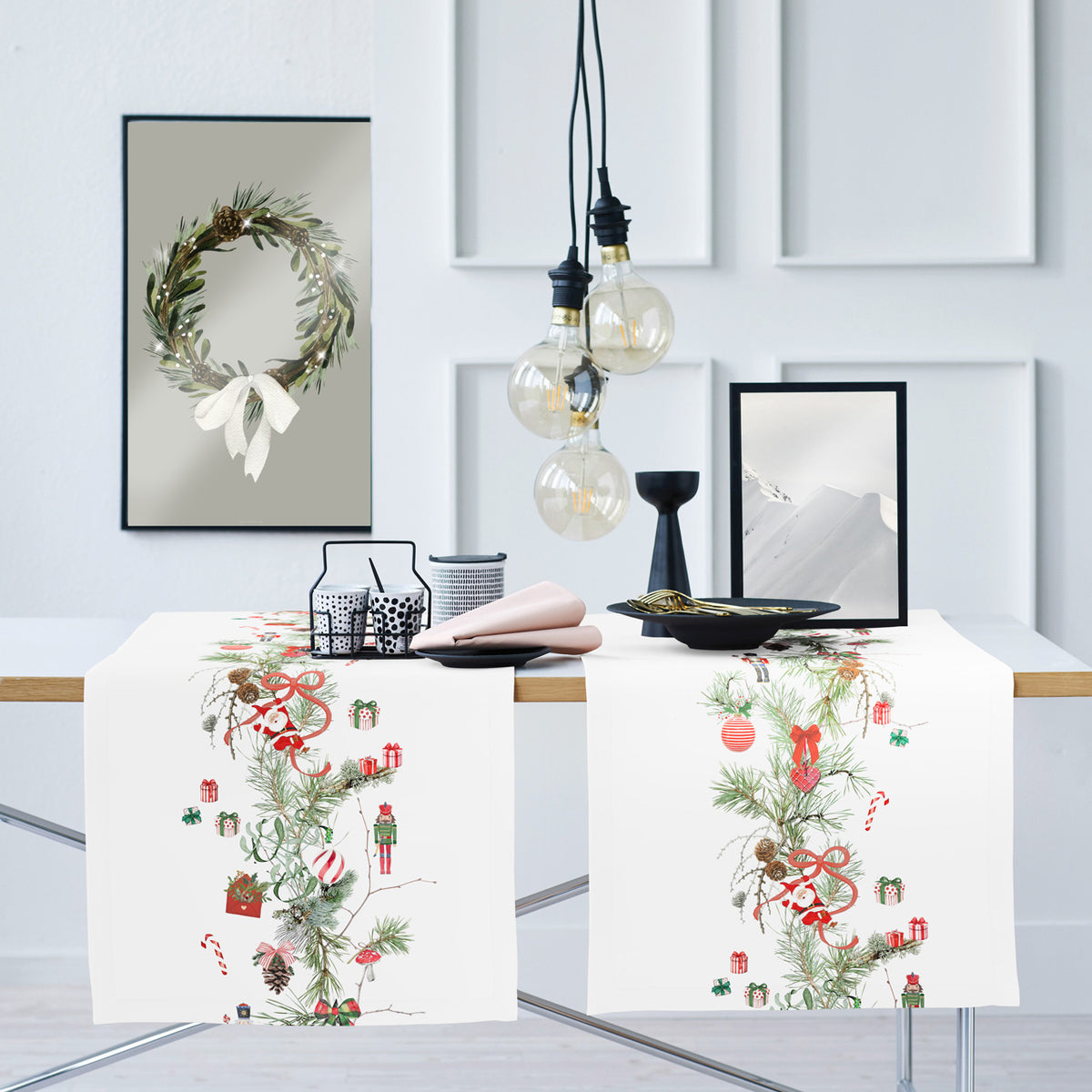 APELT 8110 Tischläufer Wintermotiv mit Lärchenzweigen, Nussknackern und weihnachtlichen Motiven