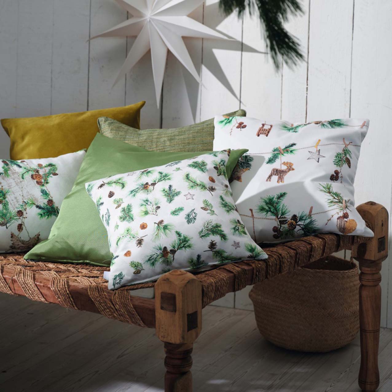 APELT 9532 Kissen Winter Motiv Christmas all over