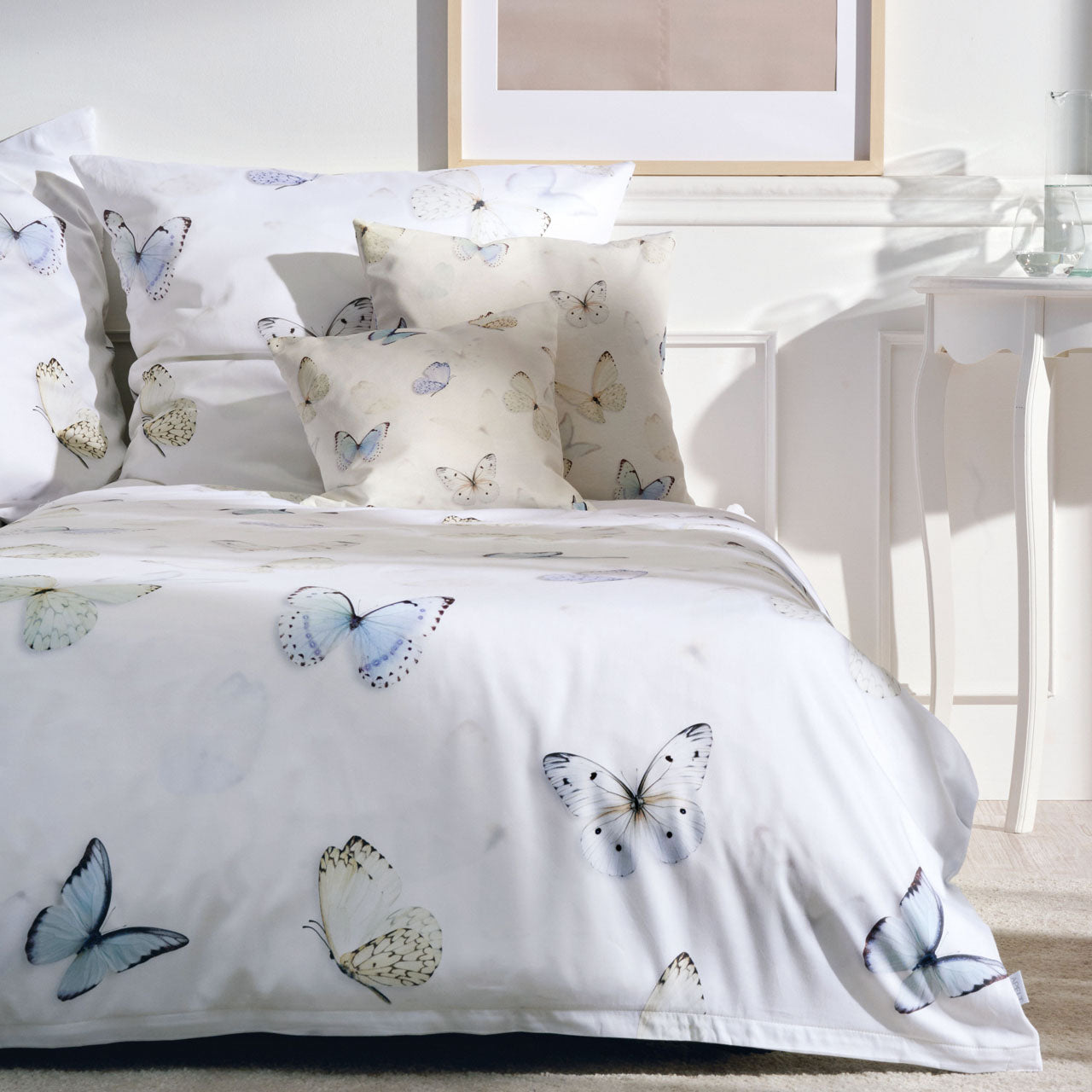 APELT 7002 Tischdecke Schmetterlings-All-over