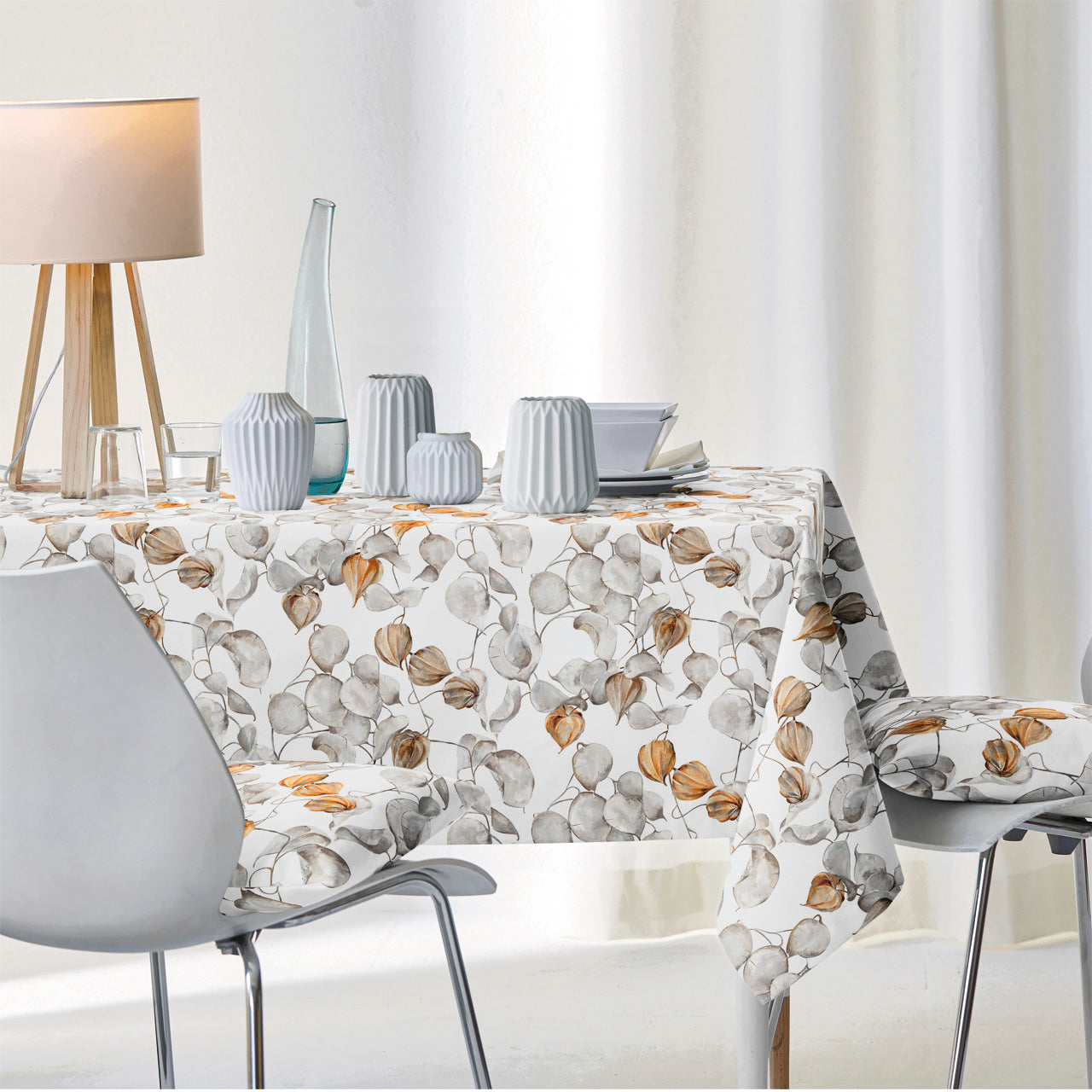 APELT 3400 Tischdecke zarte Herbstblätter und Physalisschoten