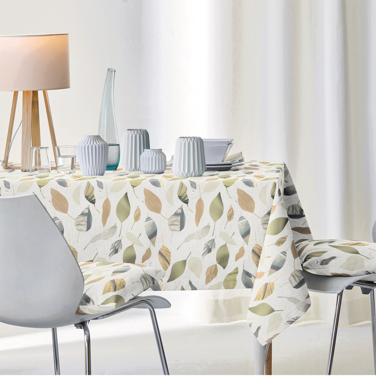 APELT 3406 Tischdecke Grafisch interpretierte Herbstblätter