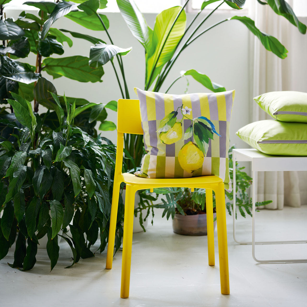 APELT 3802 Kissen Amalfi-Citronen auf Streifen Outdoor mit Fleckschutz