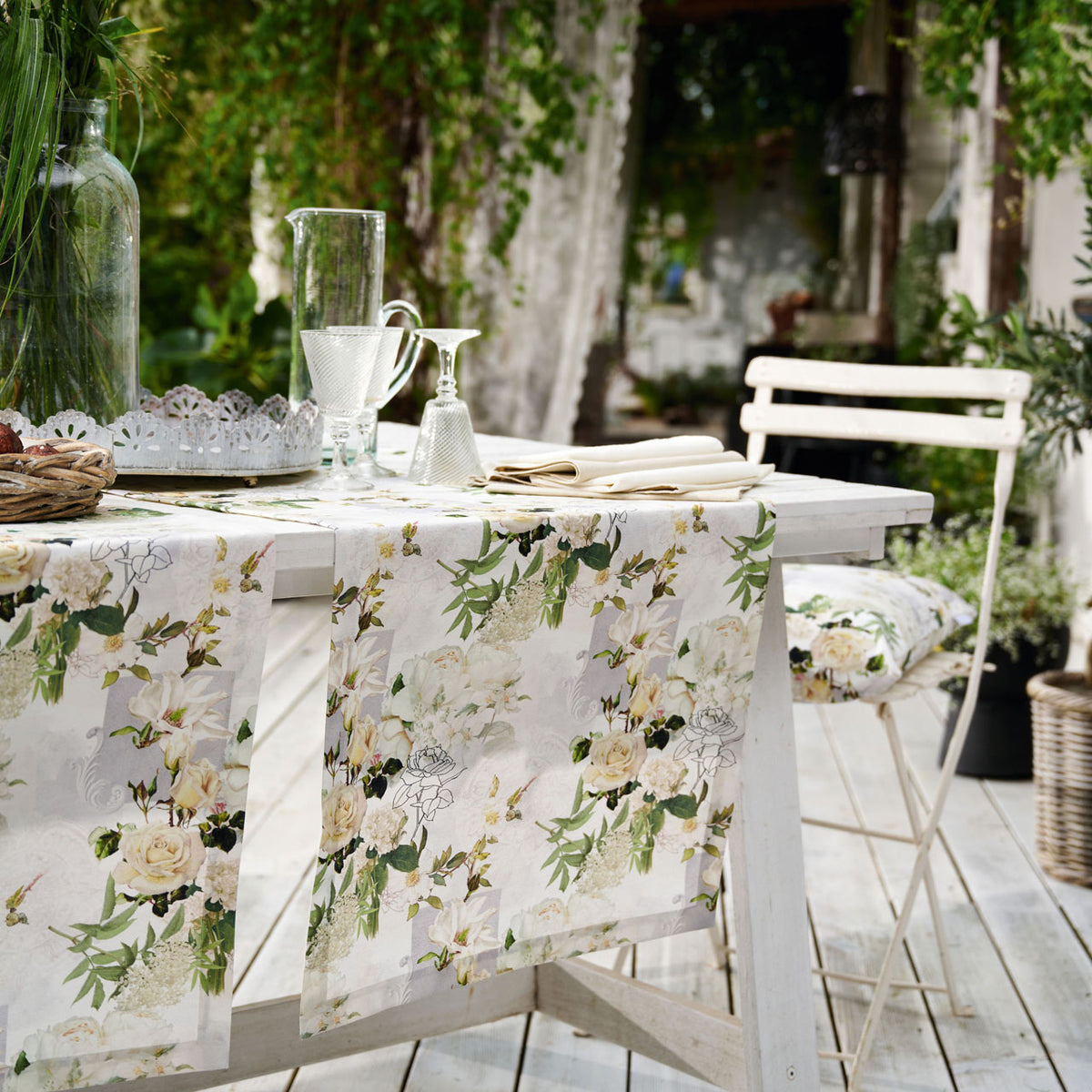 APELT 6721 Tischdecke Frühjahrsblüten Patch – APELT Stoffe