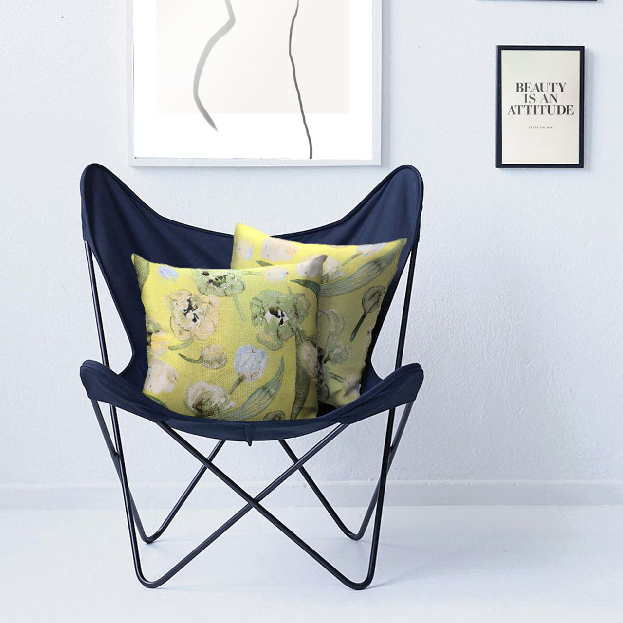 APELT 6728 Kissen Frühlingsmotiv elegente Blüten und Blätter