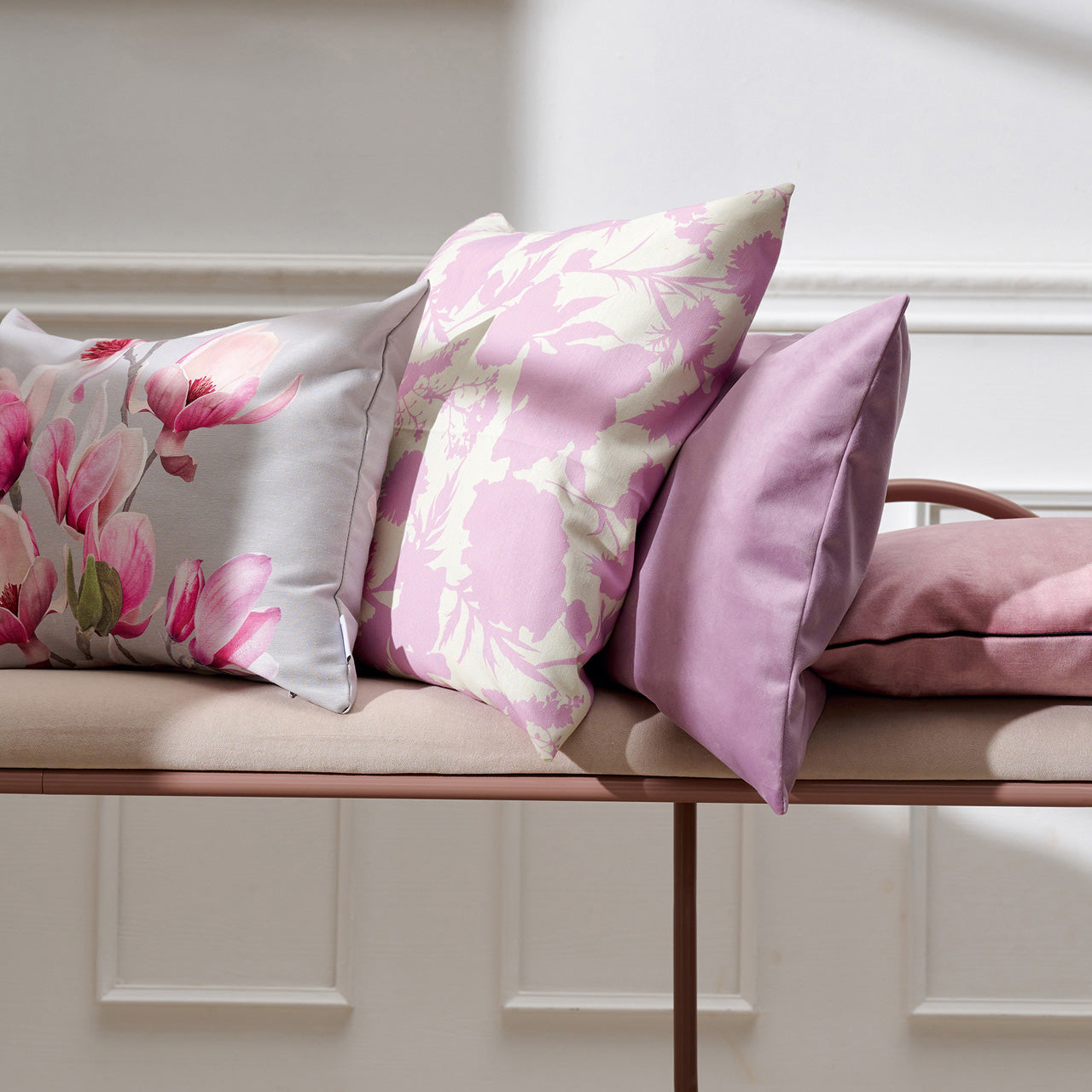 APELT 7002 Kissen Sommerblüten als Faux-Uni all-over