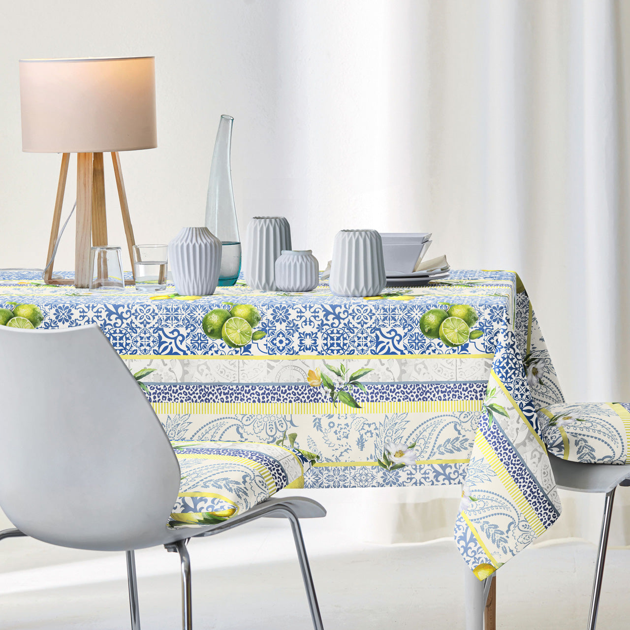 APELT 7005 Tischdecke Paisley-Motive und Kachelmotive im Azulejo-Stil