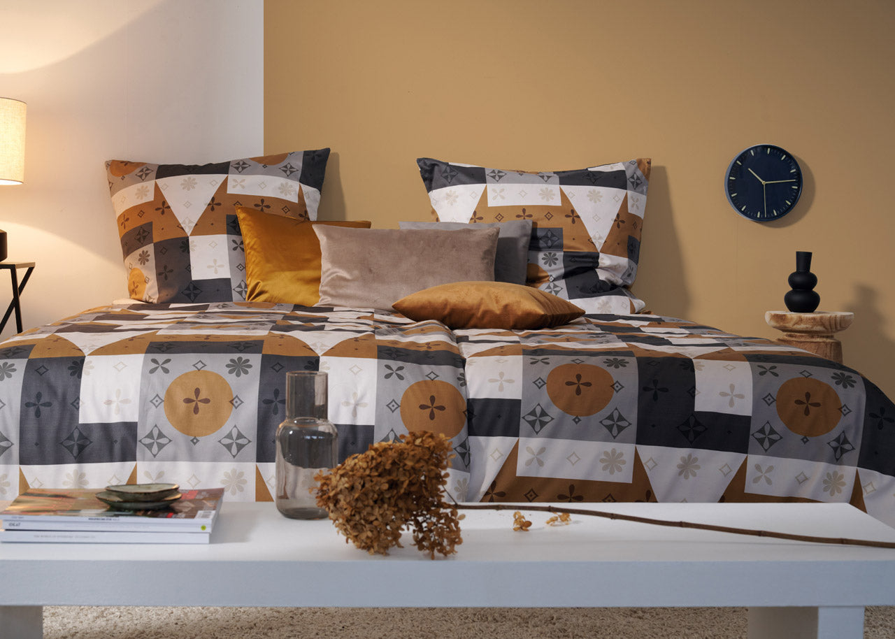 APELT Phil Bettwäsche Baumwoll-Satin Grafische Elemente