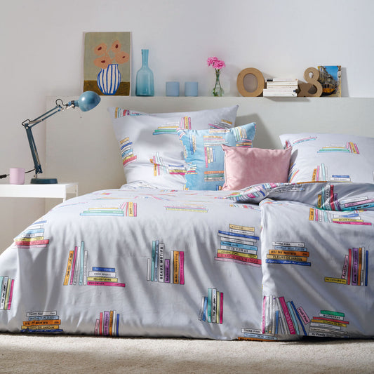 APELT Books Bettwäsche Baumwoll-Satin Feine Büchermotive als grafisches Statement
