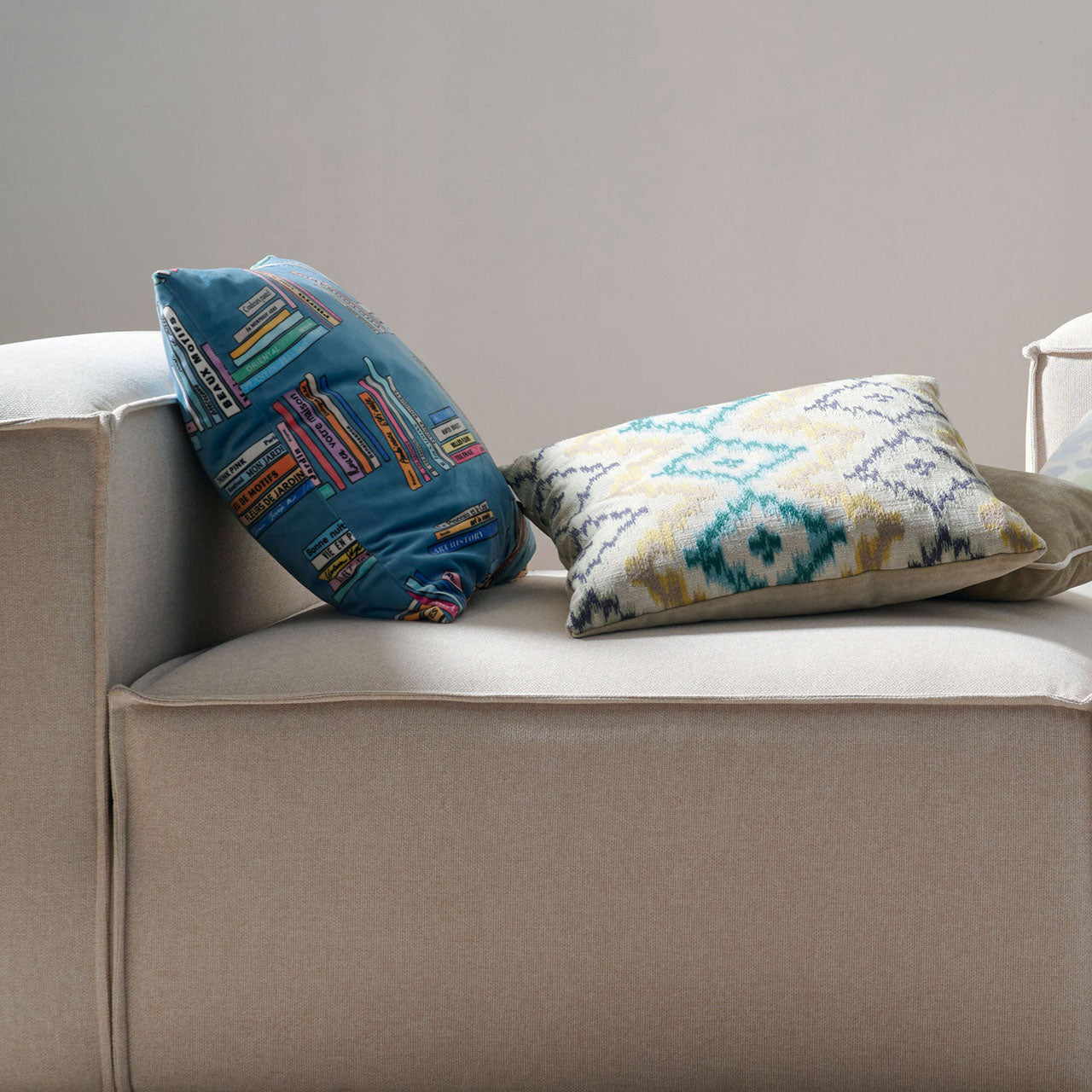 APELT Carta Kissen gezeichnete Buchmotive