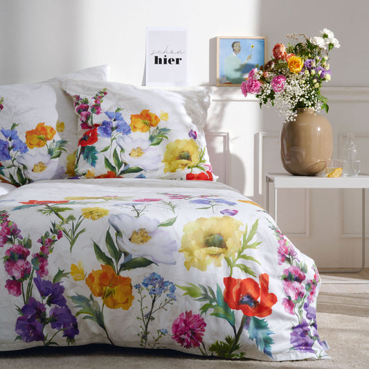 APELT Fiora Bettwäsche Baumwoll-Satin Sommerwiese mit bunten Blumen