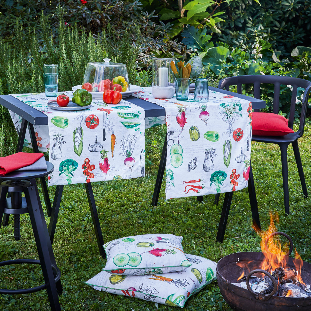 APELT 3977 Tischdecke Gemüsemotiv happy BBQ