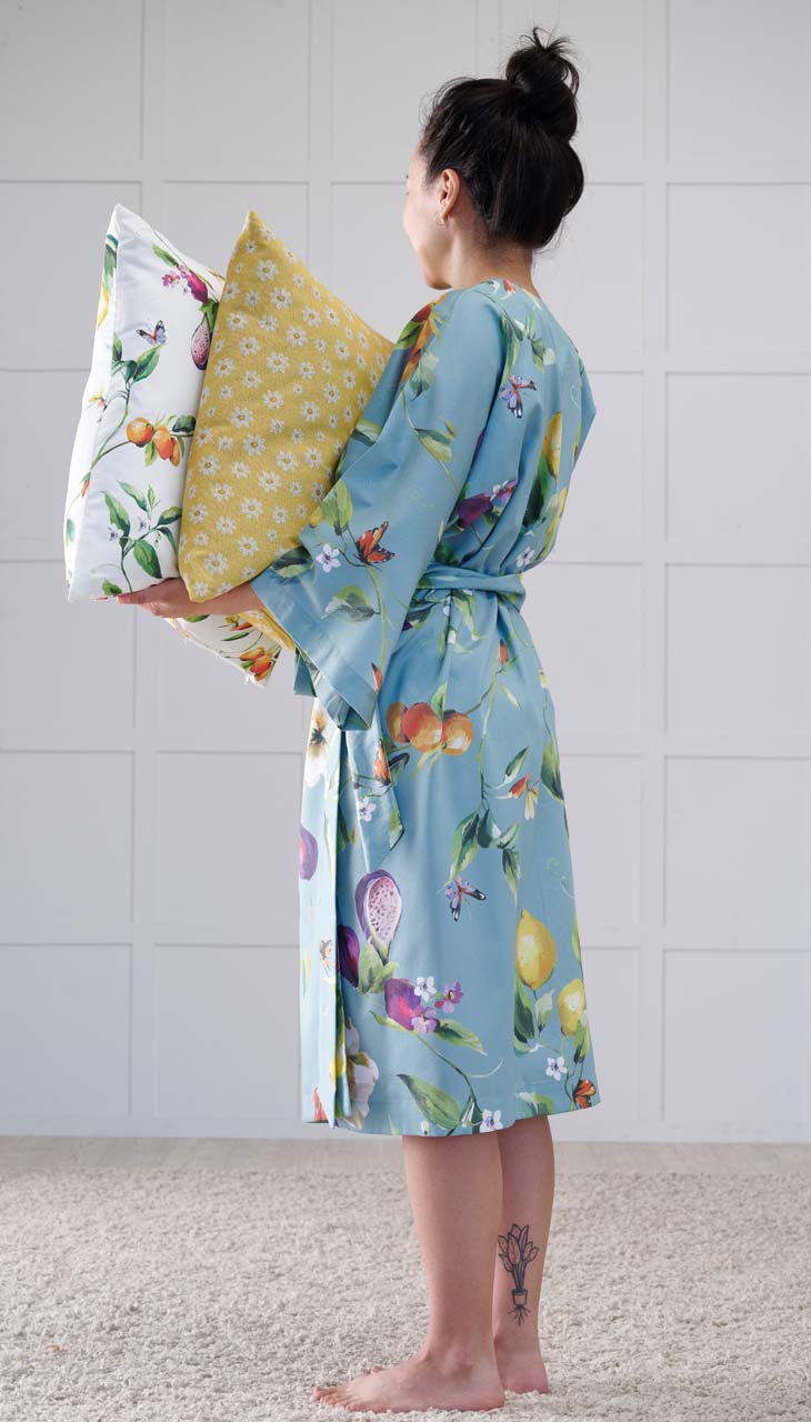 APELT Limone Kimono Baumwoll-Satin Gemalte Sommerfrüchte und südliche Blütenzweige