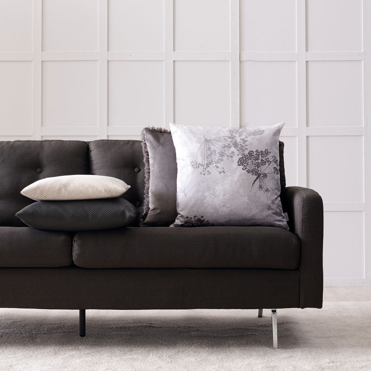 APELT Miles Kissen neues Material im Mesch-Style