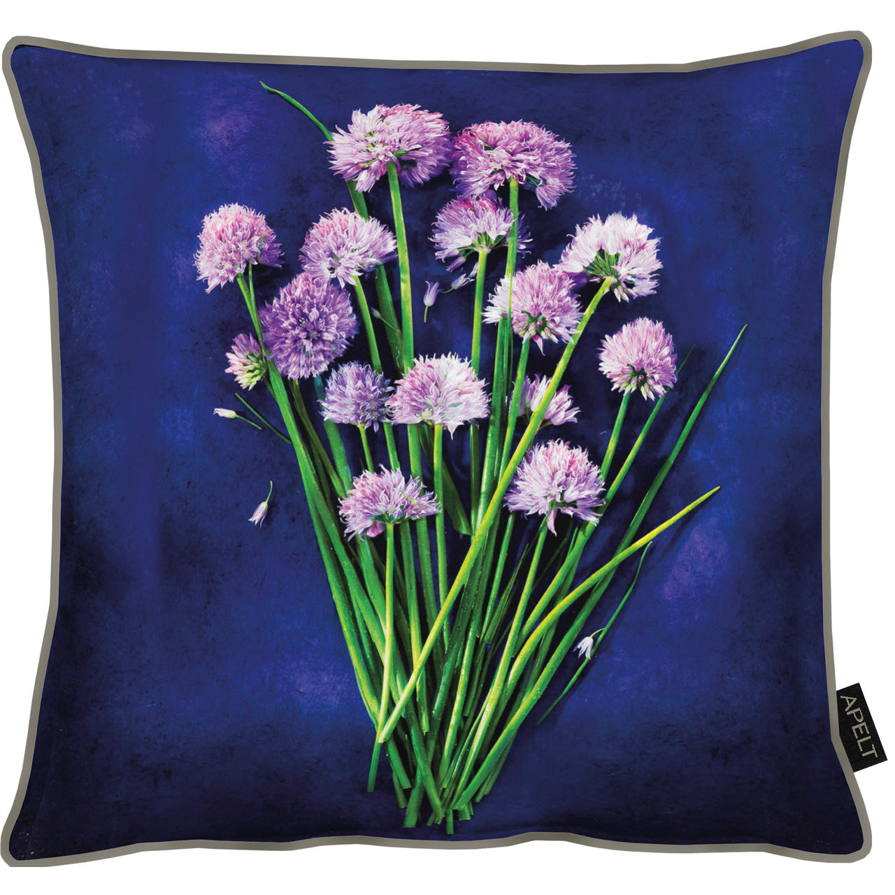 APELT Maxima Kissen 45x45 cm Alumiblüten blau – APELT Stoffe