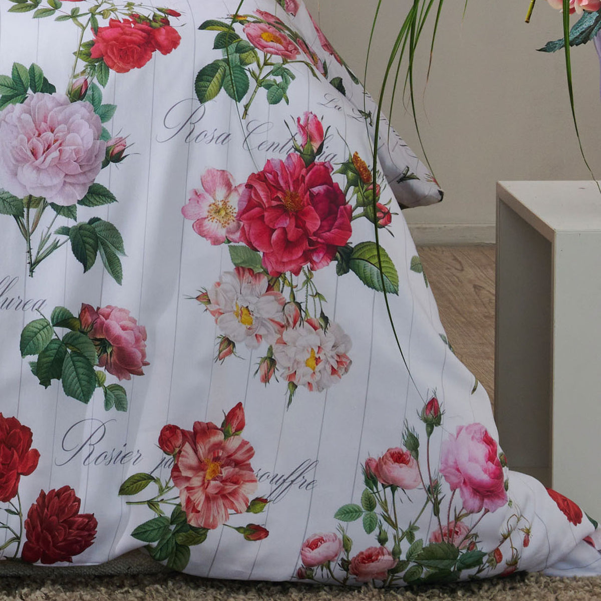APELT Laura Bettwäsche Baumwoll-Satin Rosen all over