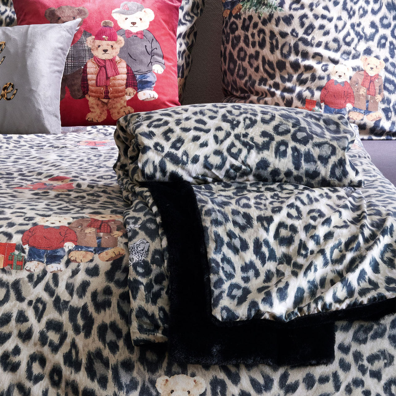 APELT Maurice Plaid Fake Fur Uni mit Leoprint