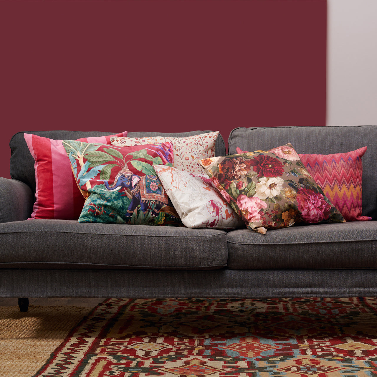 APELT Samu Kissen Opulentes orientalisches Dschungelmotiv