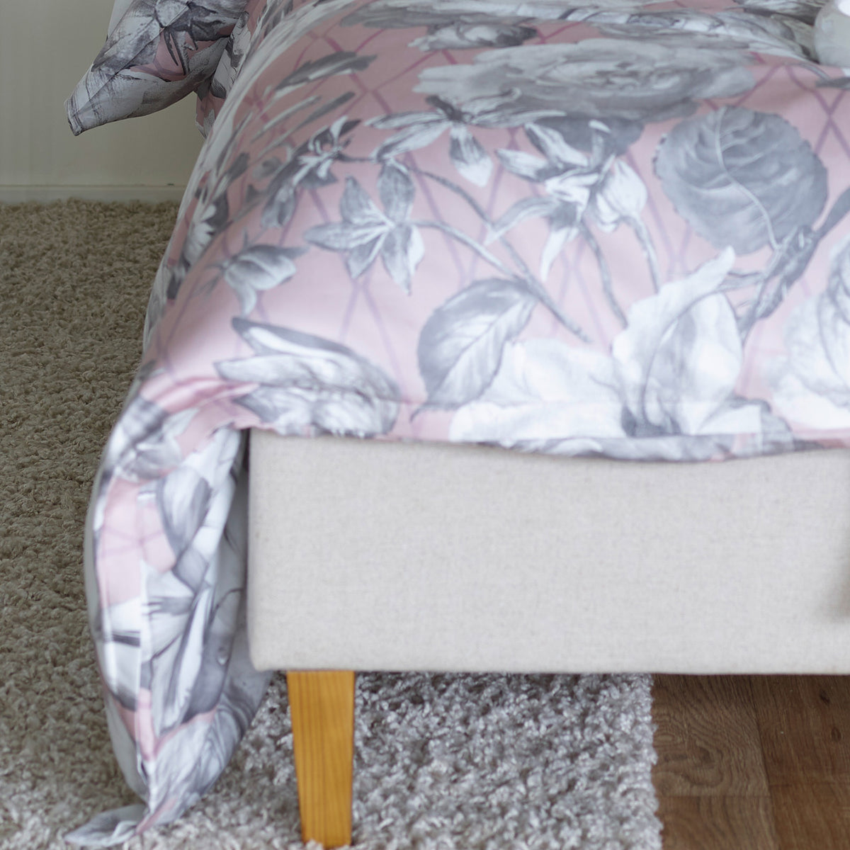 APELT Sophie Bettwäsche Baumwoll-Satin Blütenmotiv Rosen