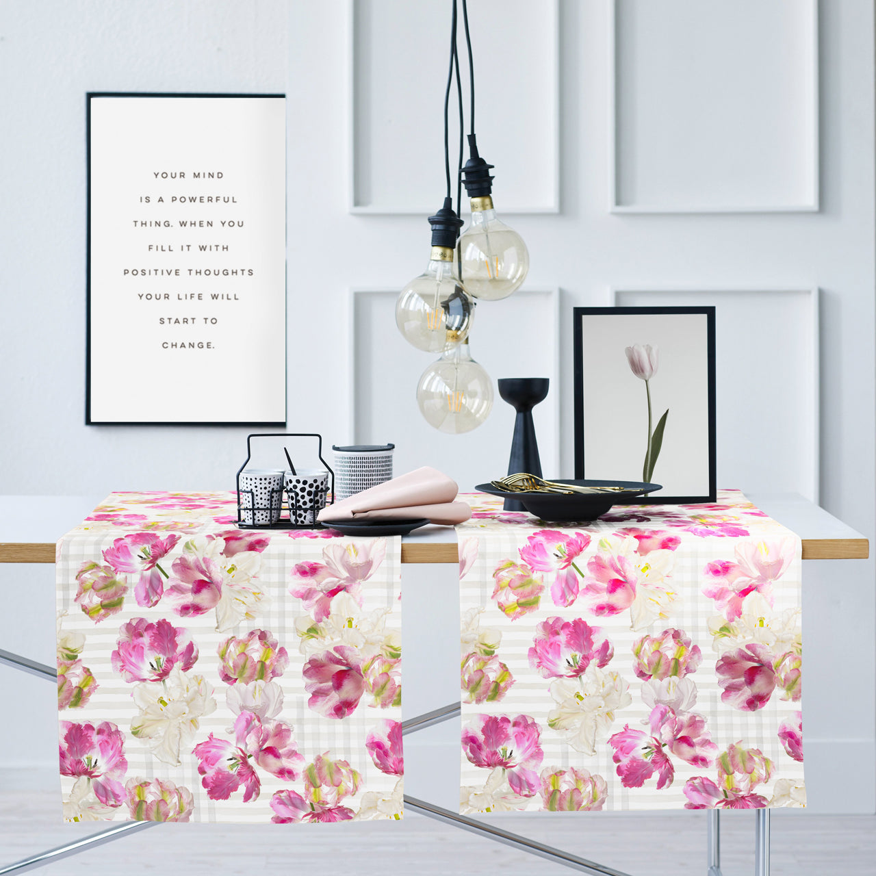 APELT 6405 Tischläufer Papageientulpen Frühjahrsblüten