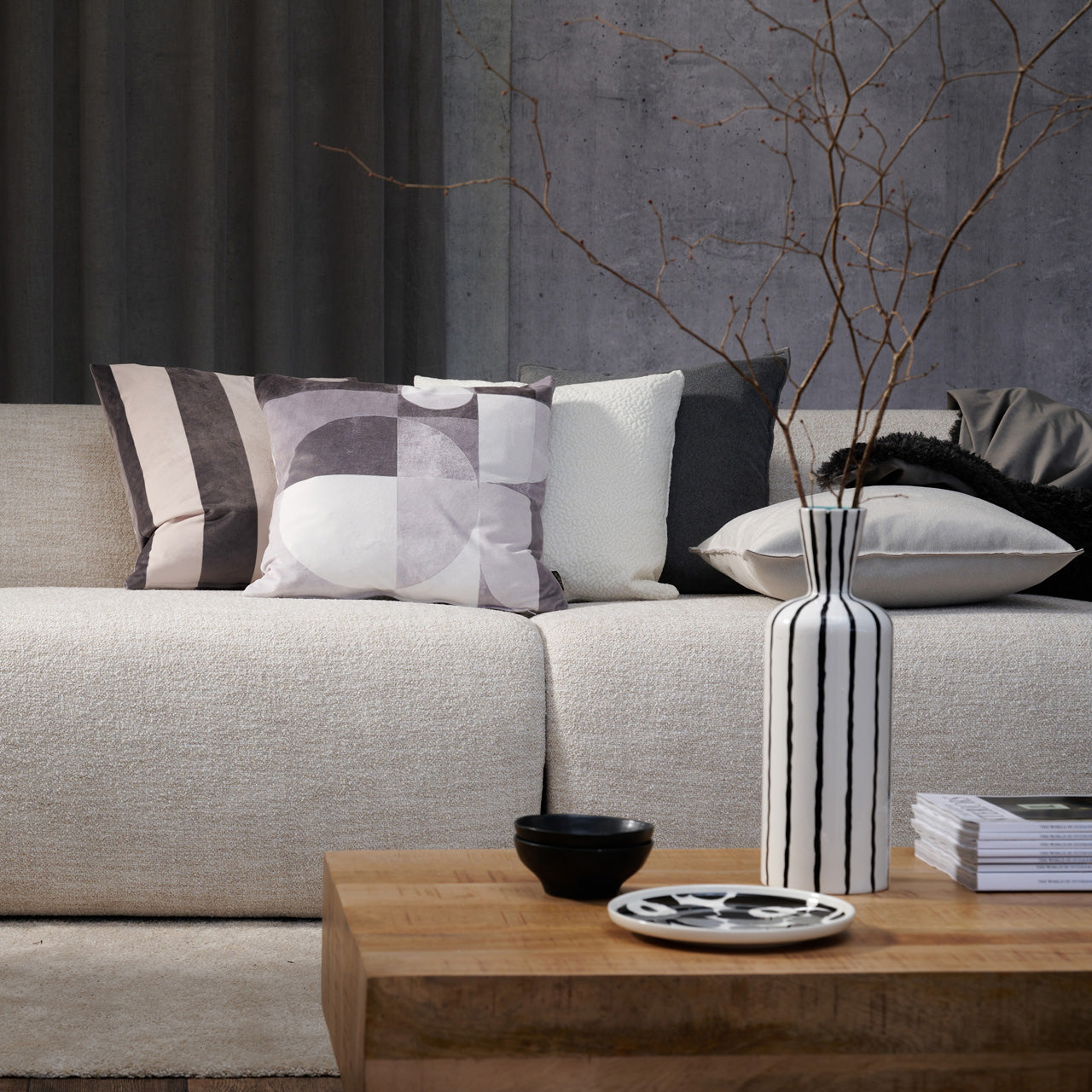 APELT Yann Kissen geometrische Formen
